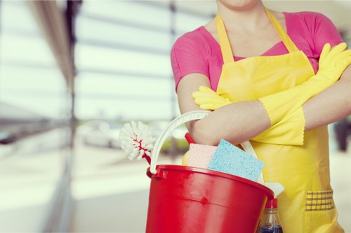 Quick response methods for removing spills and marks